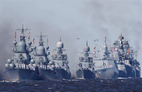 russian warships enter red sea